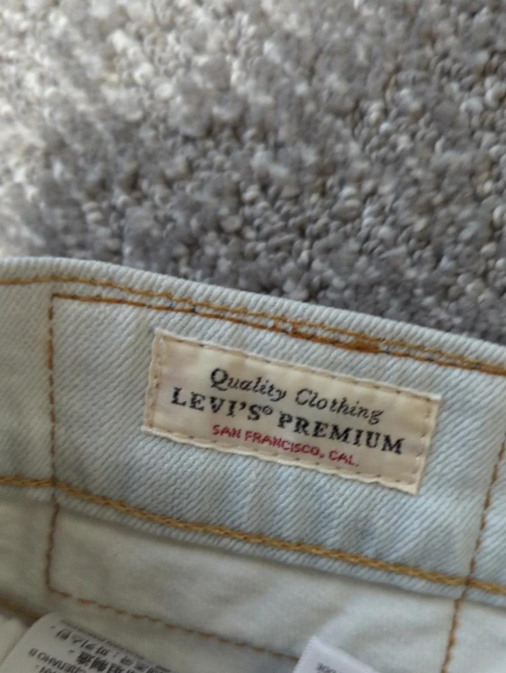 Levis levi men